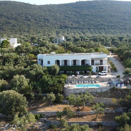 B&B Pozzo Di Luce (Adults Only) Монополи Екстериор снимка