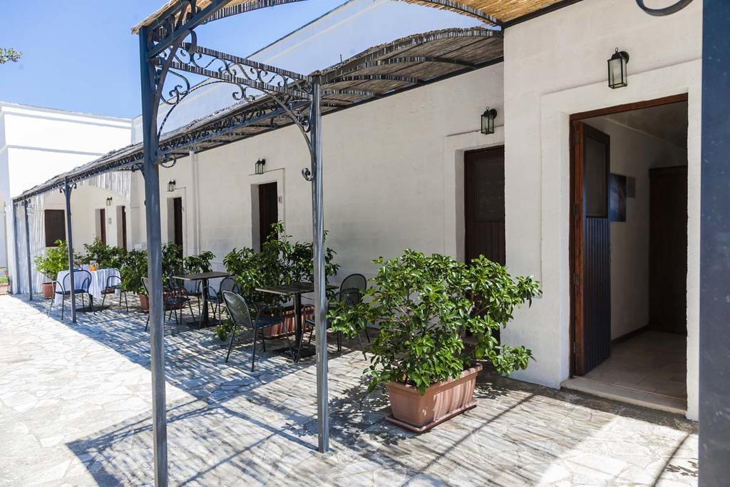B&B Pozzo Di Luce (Adults Only) Монополи Екстериор снимка