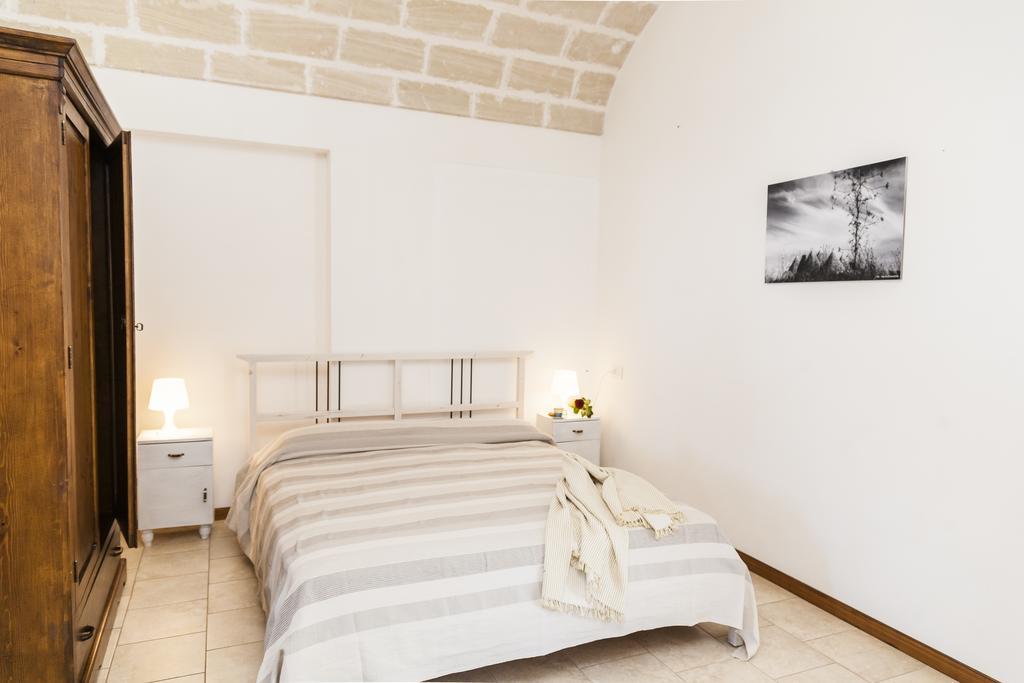 B&B Pozzo Di Luce (Adults Only) Монополи Екстериор снимка